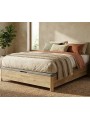 Cama con Canapé Abatible de Madera Relax New Avant en color Natural instalado en un dormitorio elegante