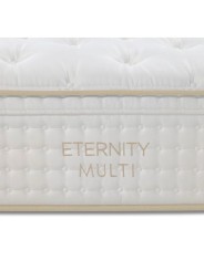 Bordado exclusivo del modelo Flex Eternity Multi en la platabanda.
