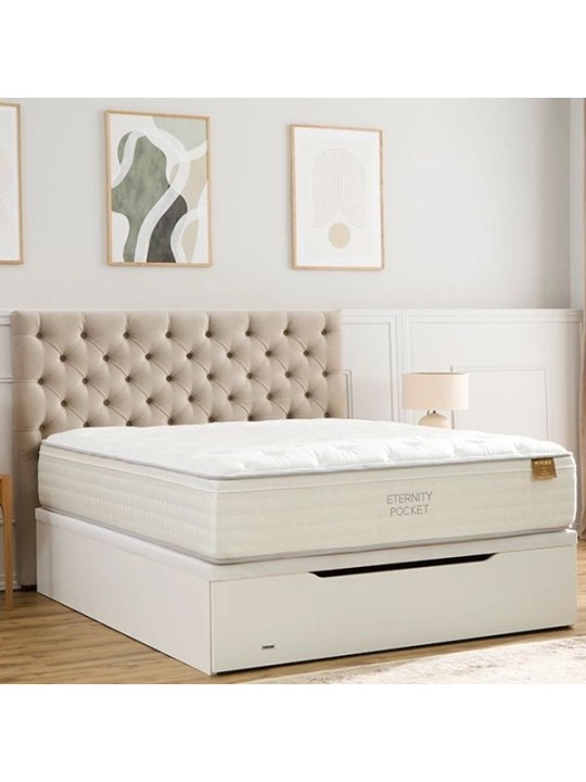 Colchón Flex Eternity Pocket instalado sobre canapé abatible en dormitorio.