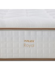 Bordado del logotipo Flex Royal en la platabanda del colchón.